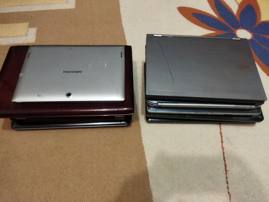 Lot laptopuri ptr piese