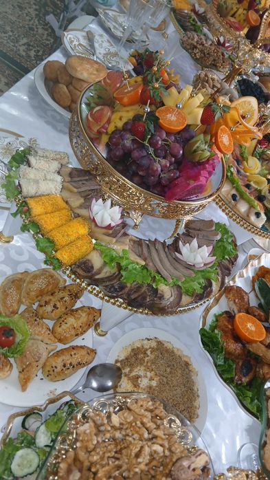 Аренда посуды стол стулья