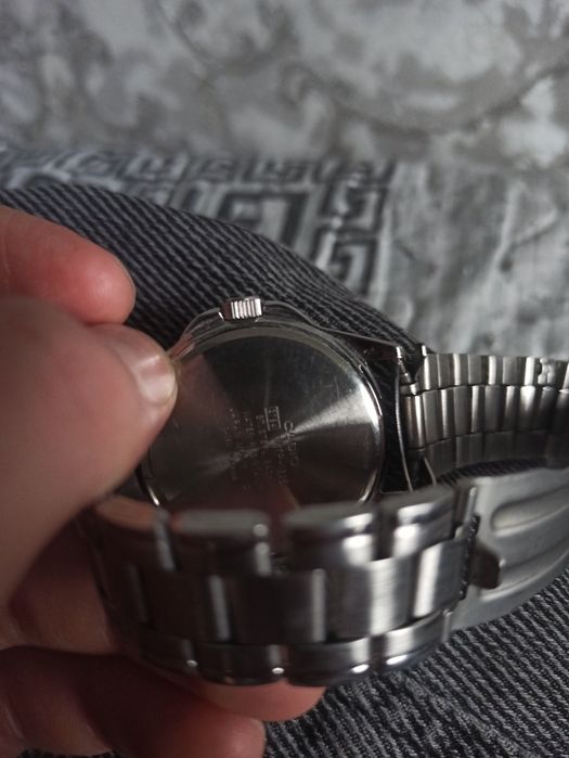 Продам часы Casio