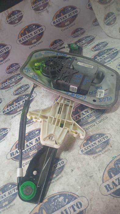 macara geam dreapta spate  volkswagen golf 5 plus 2006