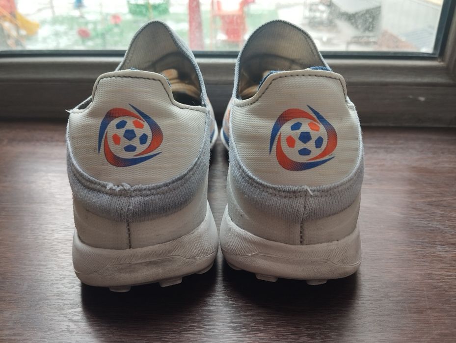 Сороконожки adidas f50 white-blue 42 размер