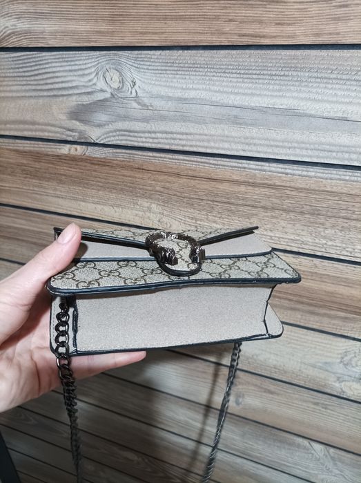 Топ модел дамска чанта