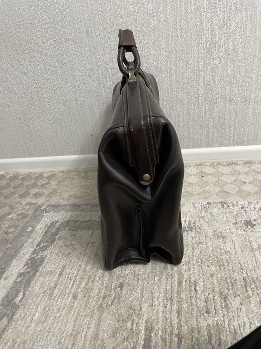 Кожаный дипломат, саквояж