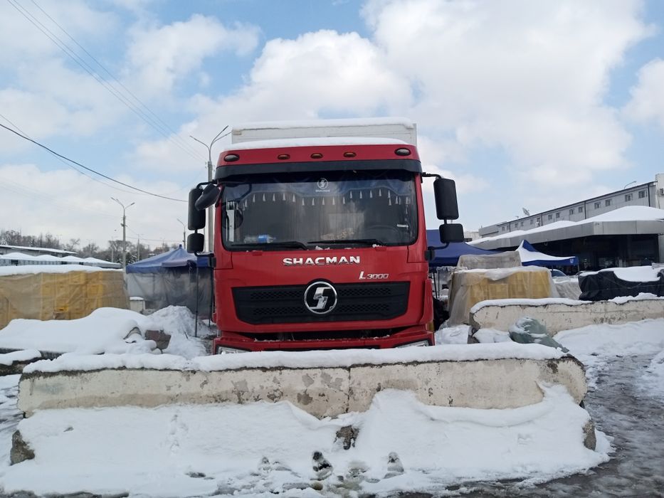 Продается SHACMAN L3000 EVRO 3