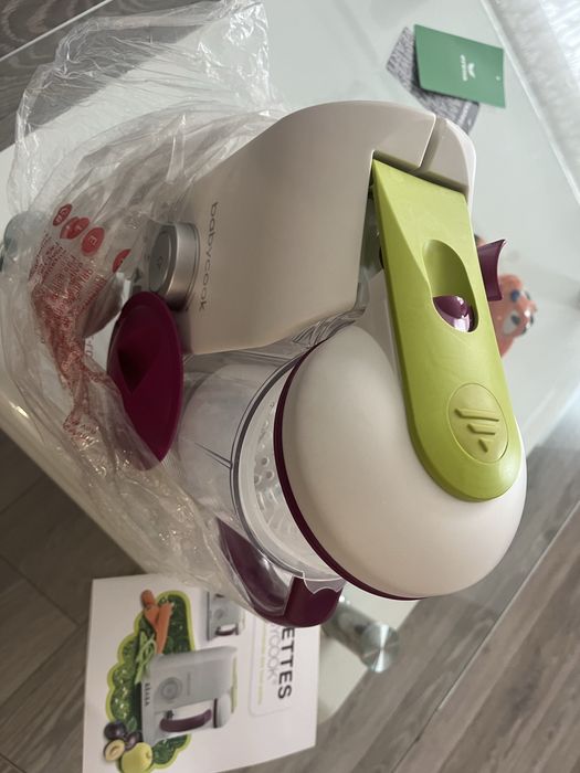 Утед Babycook за приготвяне на бебешка храна Beaba