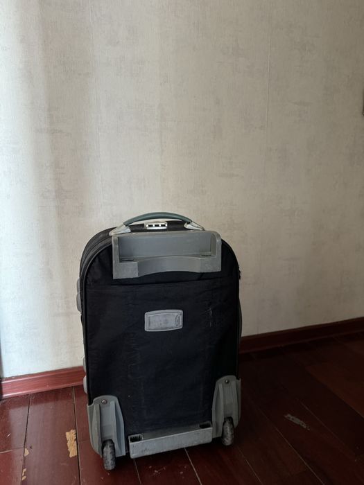 Чемодан ручная кладь