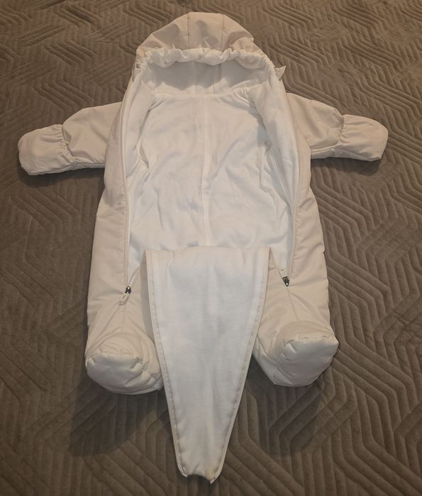 Продам детский комбинезон