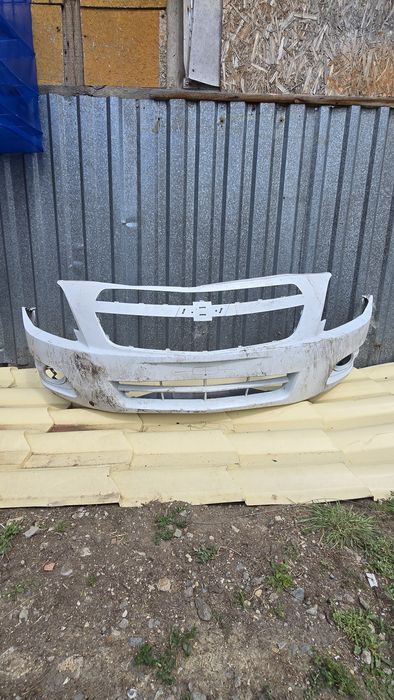 Бампер передний на Кобальт