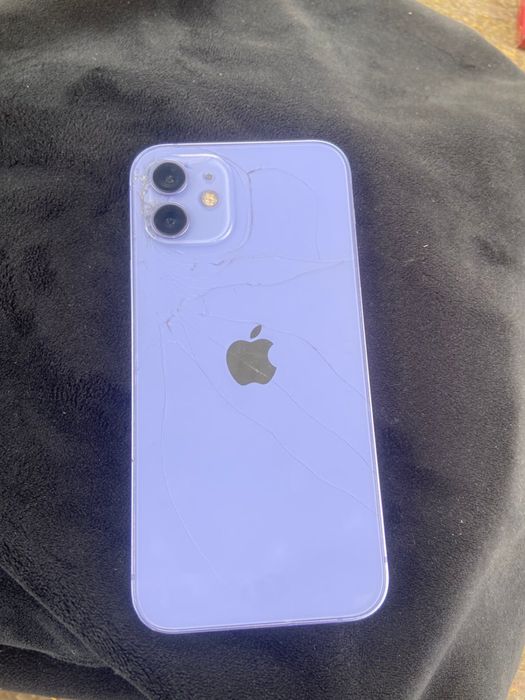 iphone 12     Б/У