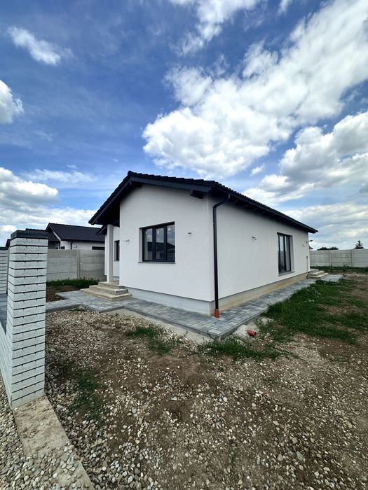 Bocalin Home vinde casa la cheie in Santandrei (Gard Inclus)