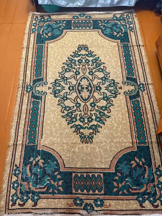 Продам ковер торг