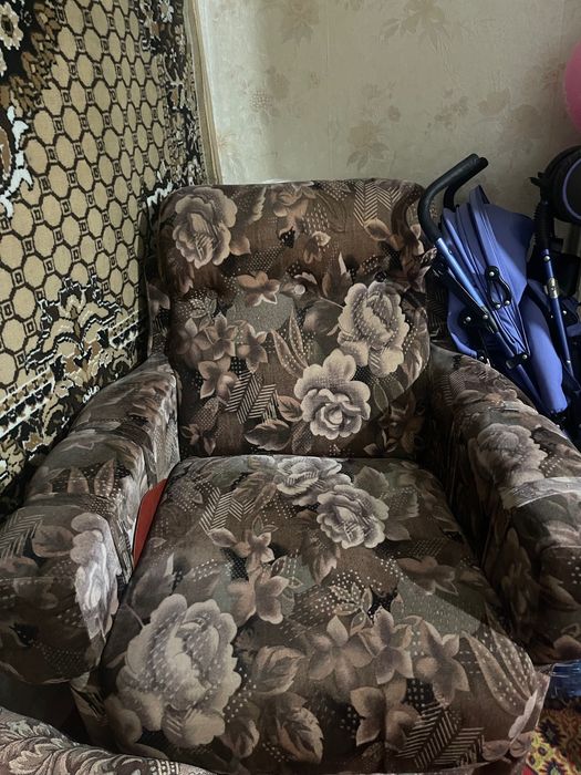 Продаётся кресло