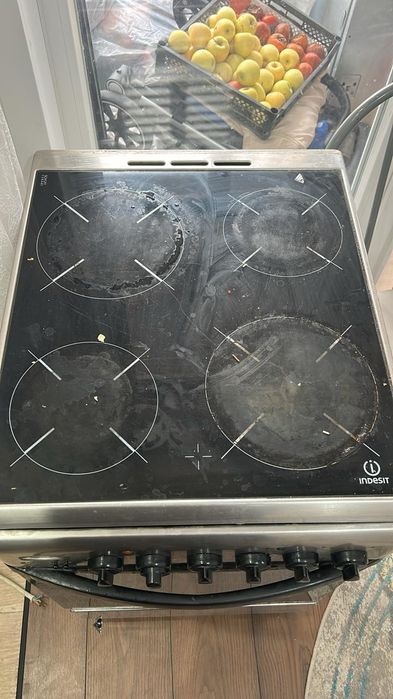 Продается плита с духовкой