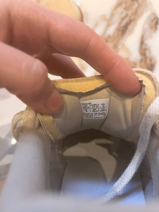 Маратонки Asics 37.5 размер