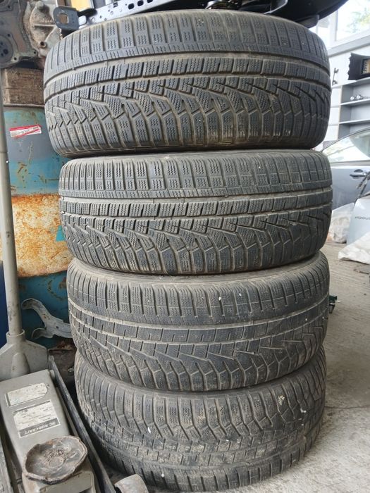 Зимни гуми 225/55/17 HANKOOK 4 броя