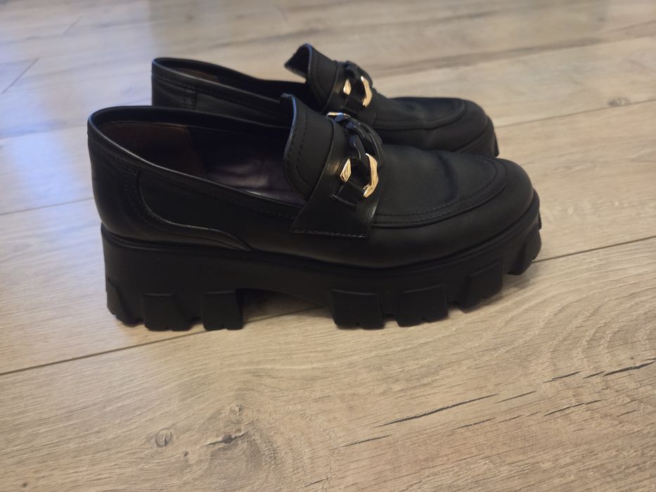 Pantofi din piele marimea 37