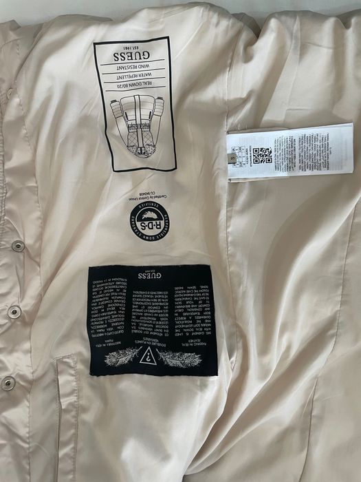 Оригинална грейка Guess