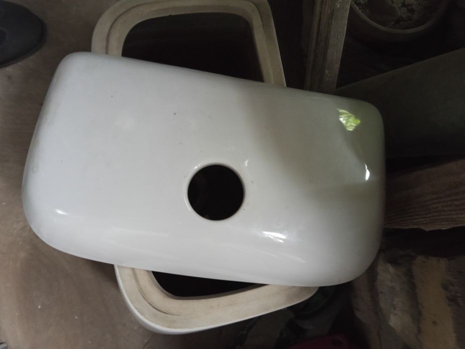 Бачок для унитаза