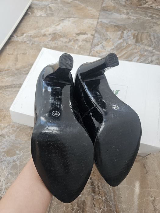 Pantofi dama din piele marime 36