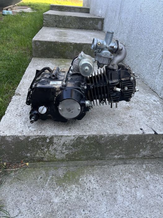 Motor 140cc.
