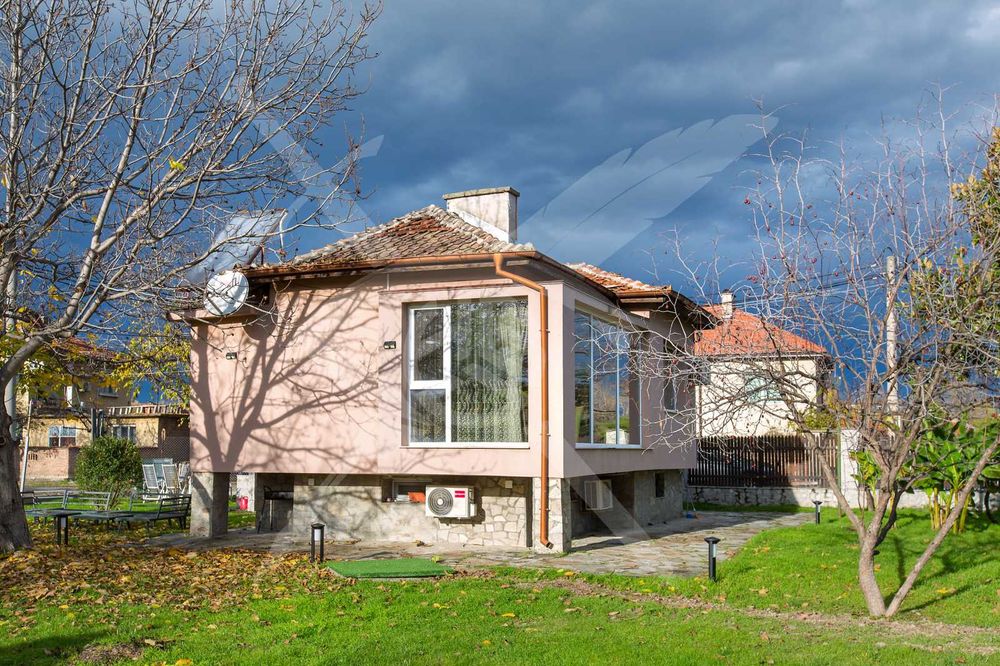 Къща в с. Оризари