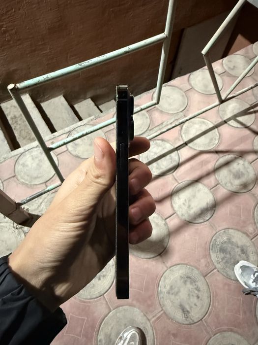 Айфон 14 про с гарантией