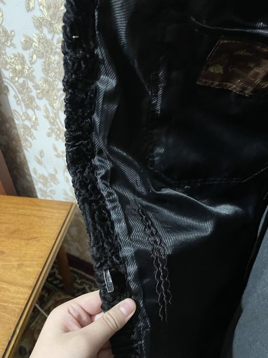 Шуба из натурального каракуля