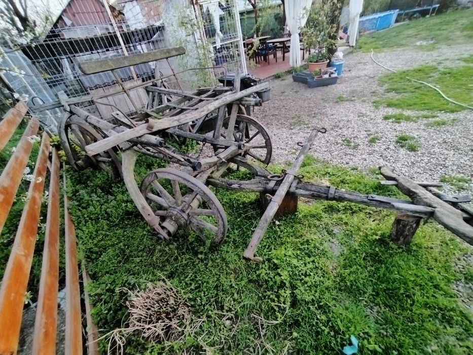 De vanzare caruta traditionala