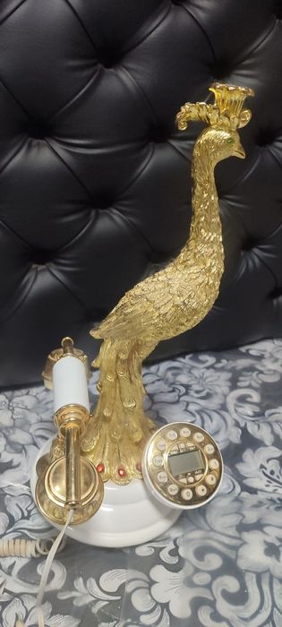 Телефон в стиле ретро продам