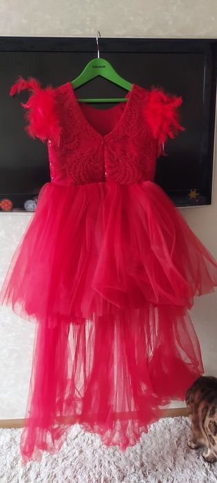Продам платья для девочки