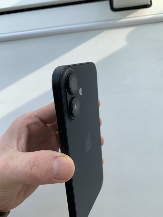 iPhone16 Телефон өте жаңа және өте жақсы жағдайда. 92%