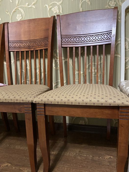 Стулья деревянные