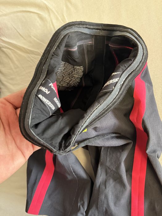 Arena Powerskin Carbon Flex costum competitie