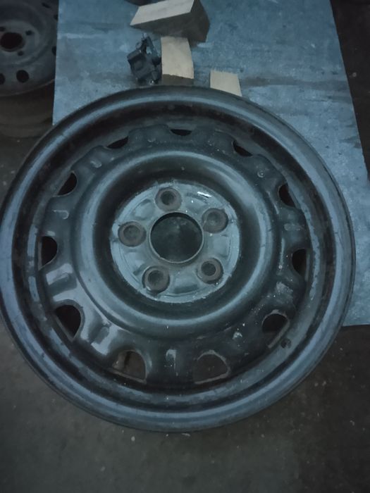 Продам диски Субару