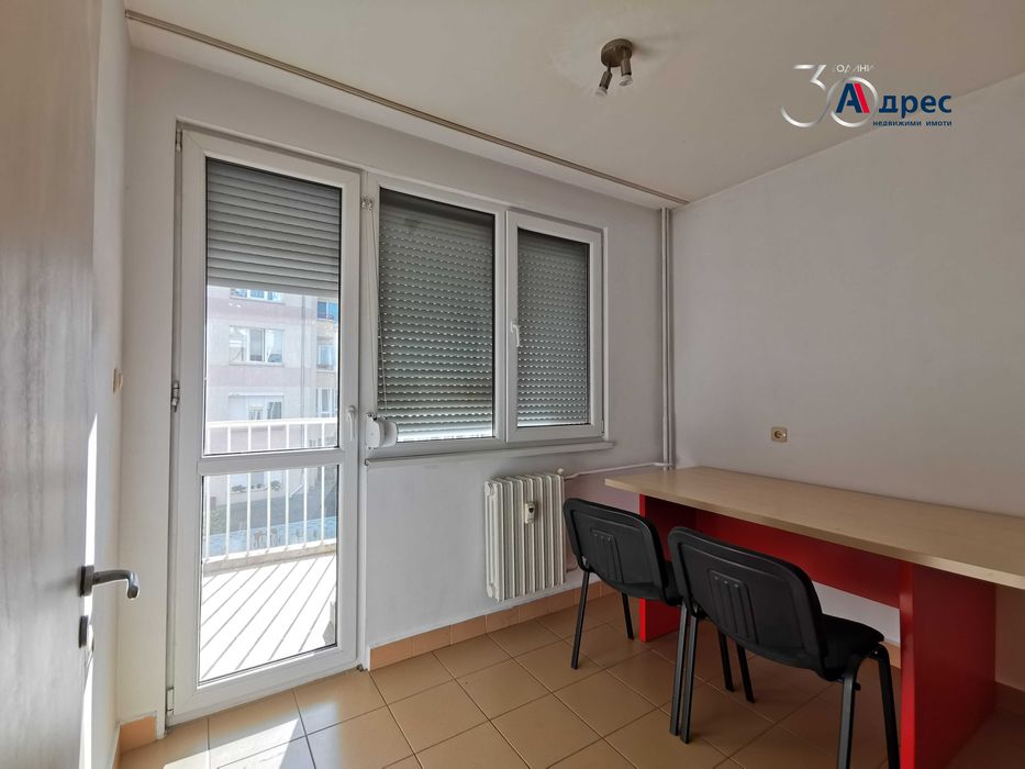 Eдностаен апартамент, Център, 47 кв.м., ет. 4/6, обзаведен, ТЕЦ