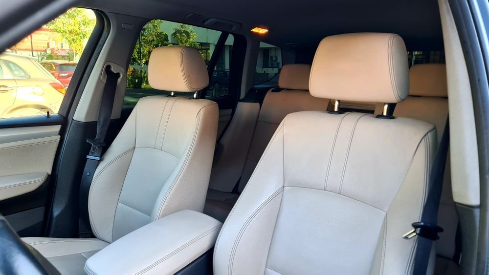 Bmw X3 - F25 (an:2013) Xdrive , piele crem , km reali-preț fix