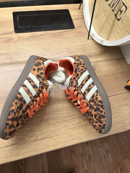 Adidas Samba leopard print
