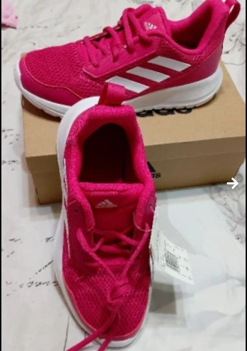 Нови маратонки Adidas Altarun