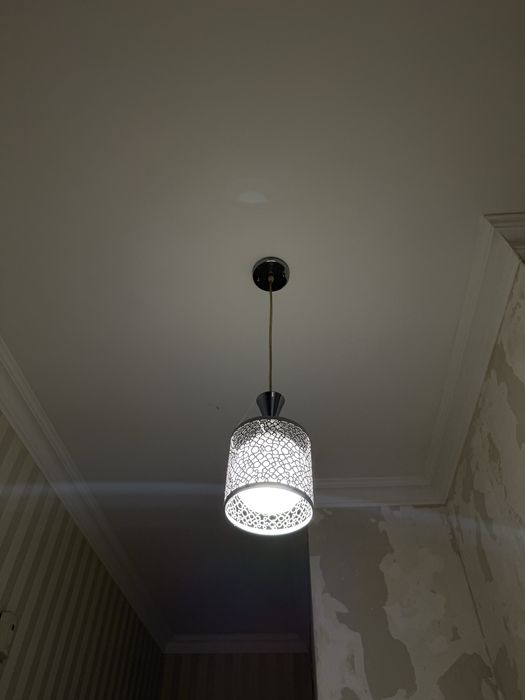 Продам люстры бу