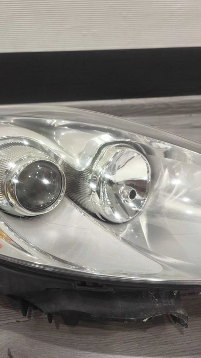 Десен фар за Фиат Браво 2