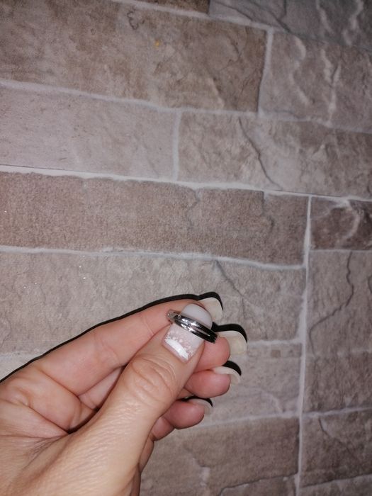 Златни пръстени с диаманти