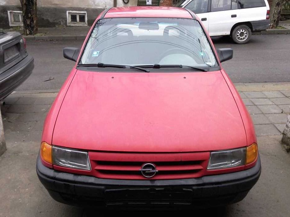 Опел  астра  1.4  моно