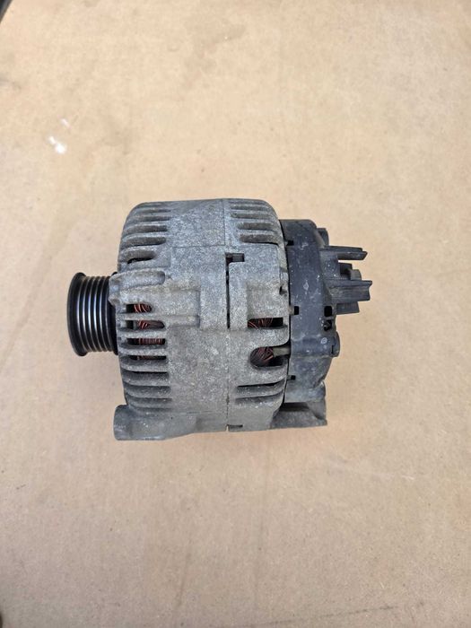 Alternator bmw e60 e90 e70 e71 e65 e66 e83 170A cod 7797521