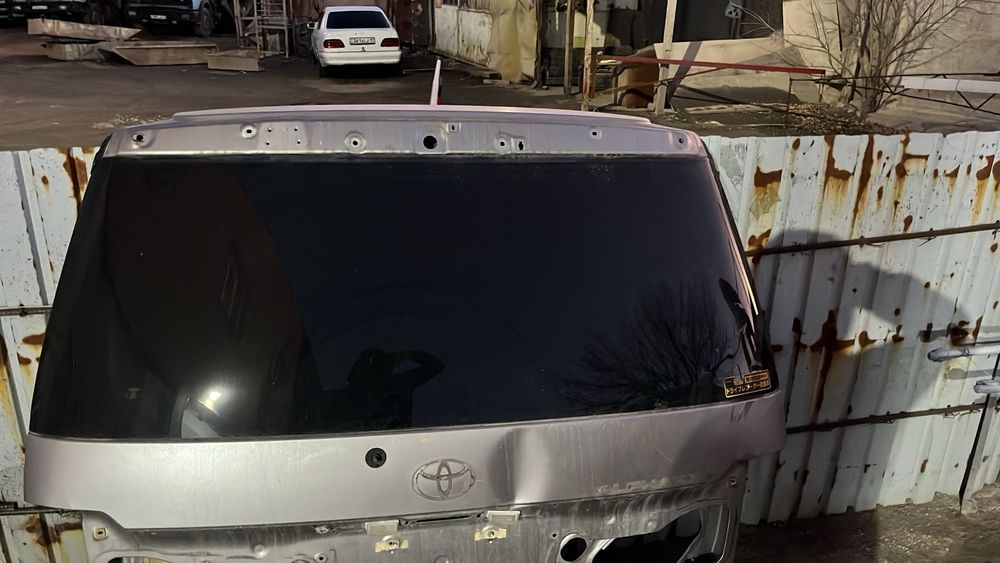 Задний лобовой альфард оригинал