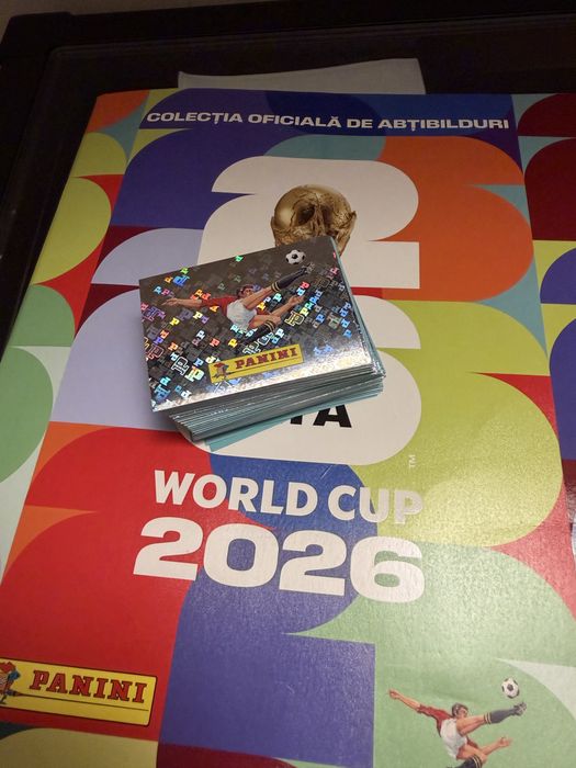 80 de stickere diferite Panini WC 2026