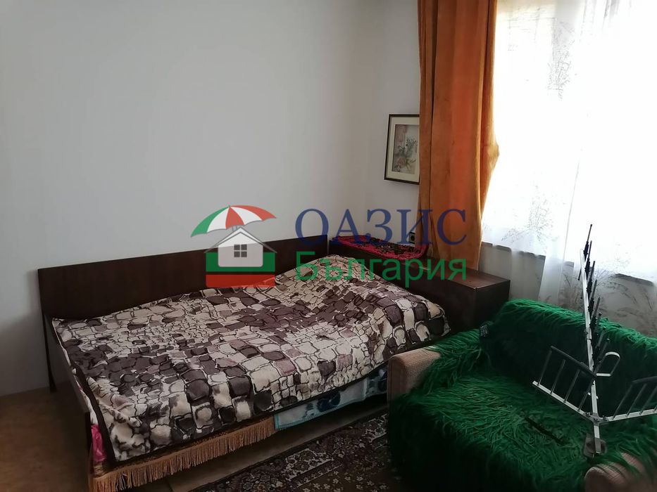 2-етажна къща 235 кв.м. + двор 1529 кв. м.+нива 2013 кв. м,с. Босилково,Общ. Сунгурларе,България