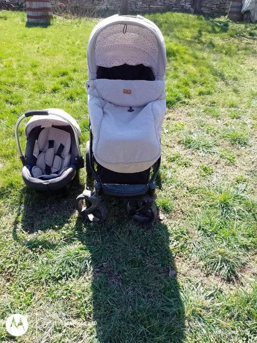 Бебешка количка lorelli