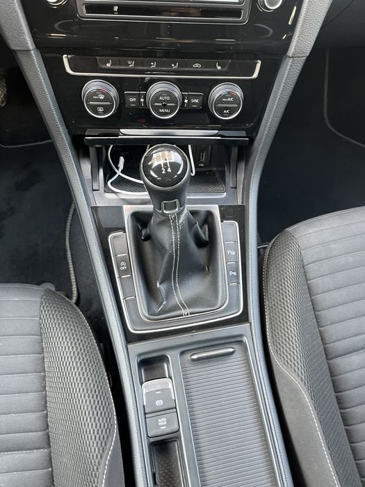 VOLKSWAGEN Golf 2015 — imagine 2