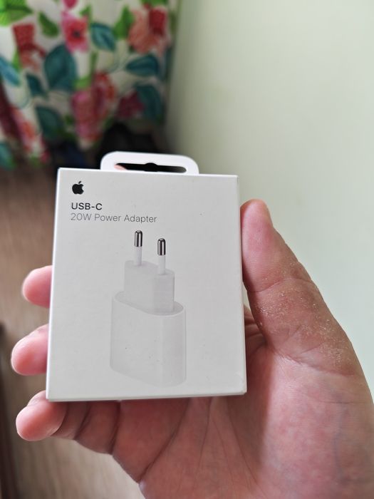 На гарантий Адаптер Apple 20w.  зарядка. блок