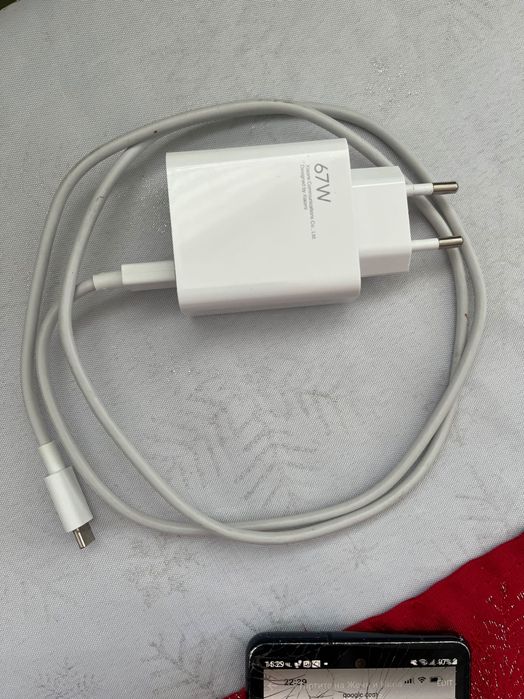 Samsung Galaxy S20Fe -128GB - пукнат дисплей